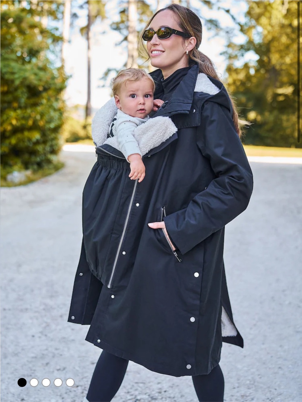 Seraphine Navy Hooded Puffer Coat with Faux-Fur Lining